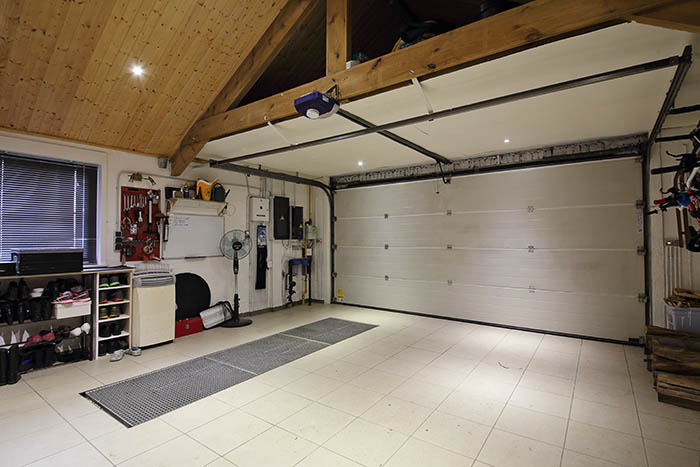 Garage répondant aux critères d'une isolation optimale.