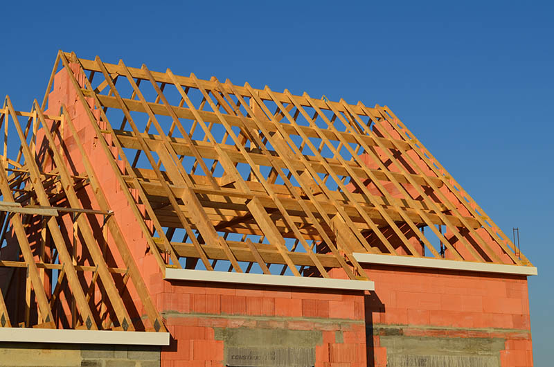 Travaux d'isolation de toiture par l'extérieur