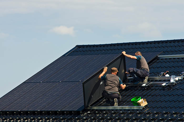 Installation de panneaux solaires