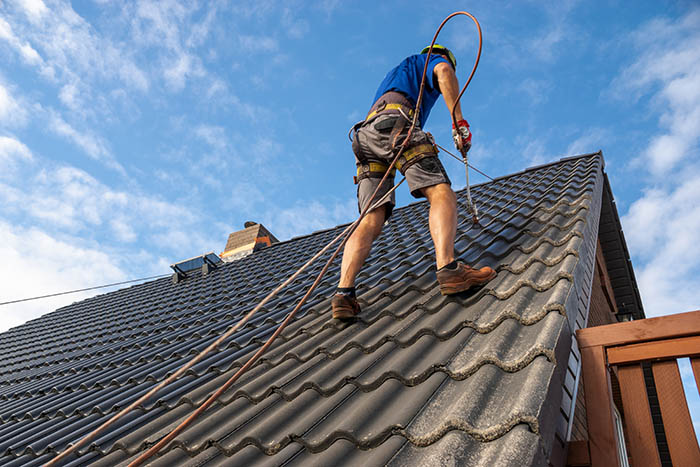 La rénovation de la toiture est en phase finale